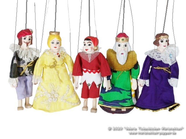 La famille royale marionnettes