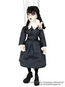 Wednesday Addams marionnette